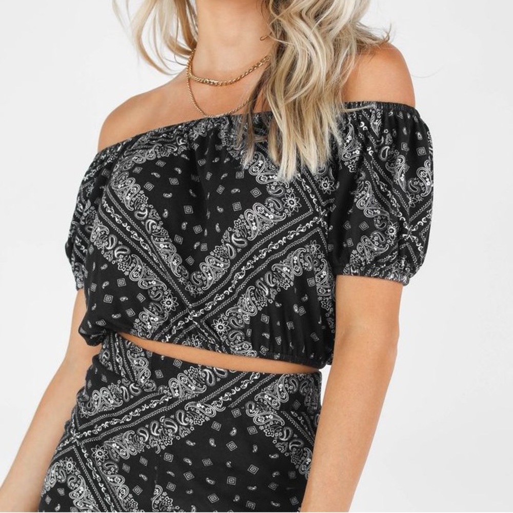 Kittenish Bandi Top
